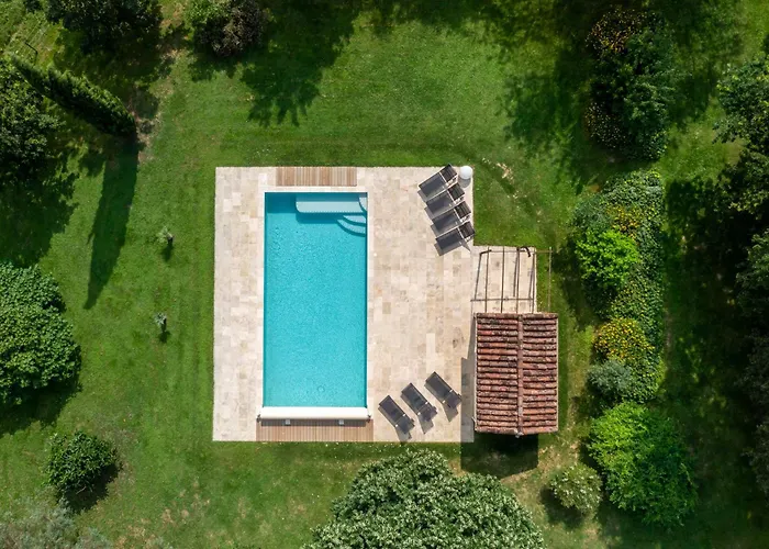 Domaine De Cimelia *